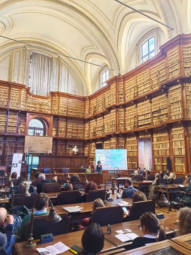Codex 4D: viaggio multidimensionale e e multidisciplinare nel manoscritto