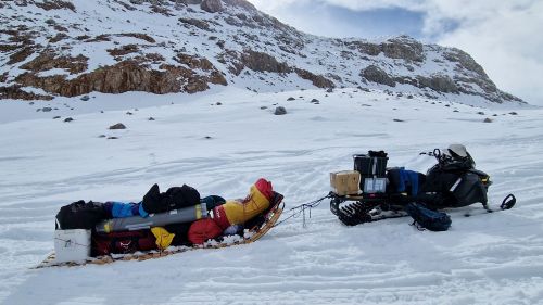 SOS Arctic 2024: 1500 chilometri di traversata in Groenlandia per studiare il ghiaccio eterno