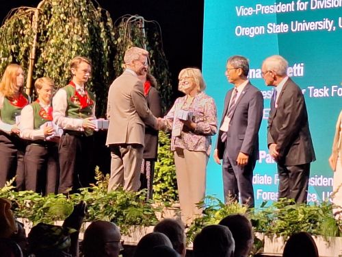 Elena Paoletti (Cnr-Iret) nominata vicepresidente dell'Unione Internazionale delle Organizzazioni di Ricerca Forestali